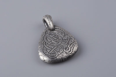 Helm of Awe Silver Pendant - Norse Wolves