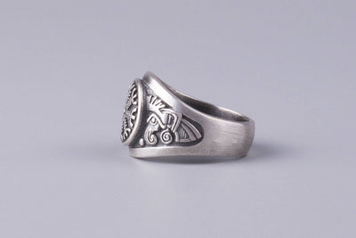 Helm of Awe Silvered Bronze Ring - Norse Wolves