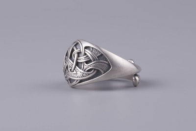 Triquetra Silver Ring - Norse Wolves
