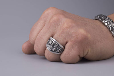 Thor's Hammer Silvered Bronze Ring - Norse Wolves