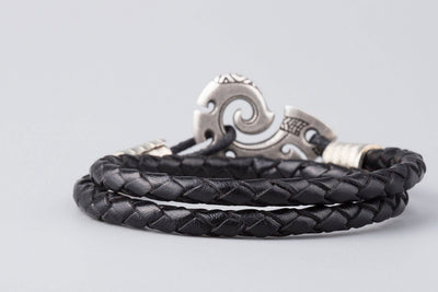 Leather Bracelet with Maori Silver Plated Bronze Fish Hook Hei