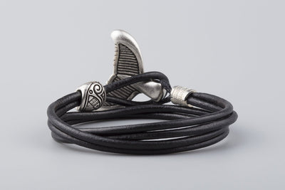 Leather Bracelet with Maori Silvered Bronze Whale's Tail - Norse Wolves